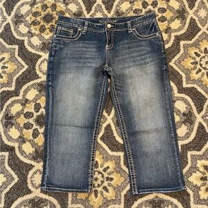 MAURICES Denim Capri Jeans | Size 15/16